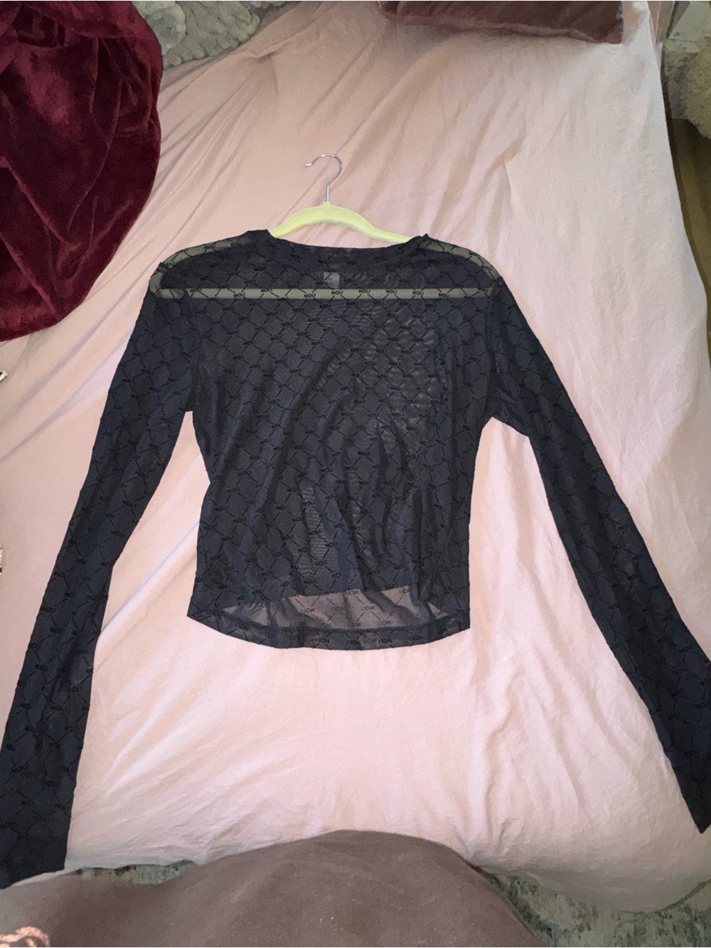 Noli Black Sheer Long-Sleeve Lace Tee